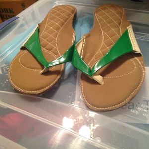 Size 8 flip flops